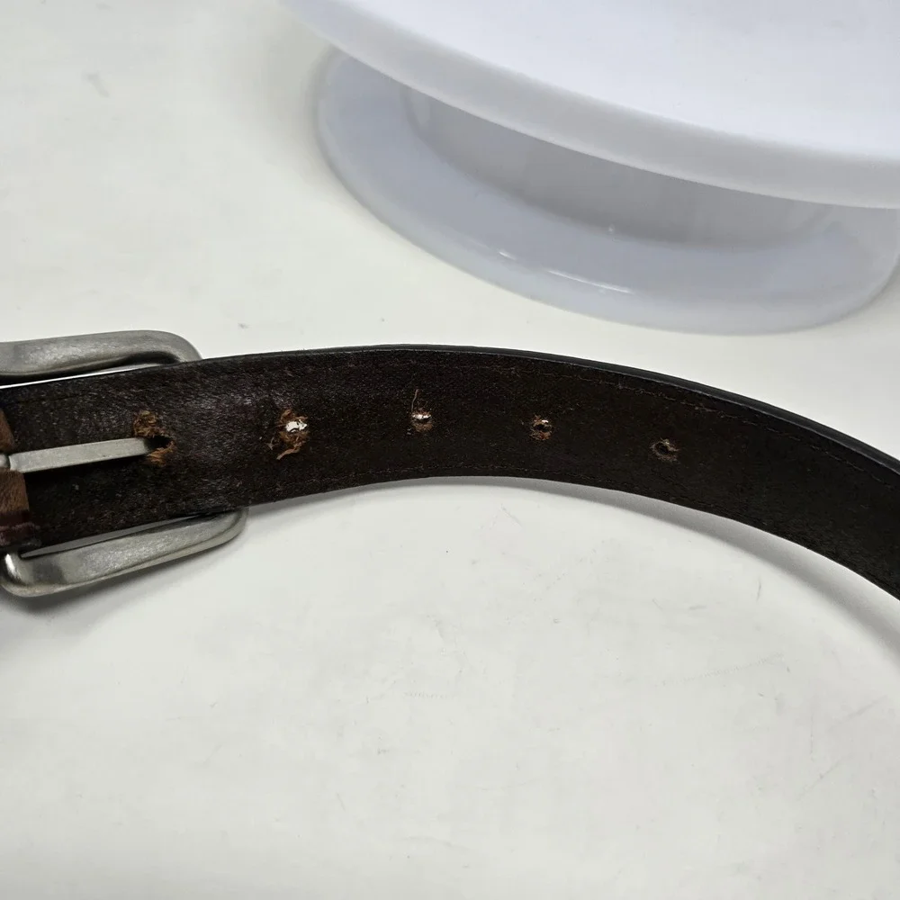 Columbia Mens‎ Brown Leather Suede Inlay Belt Silver Buckle Size 44 11COL0216